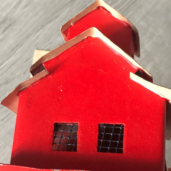 Handcrafted ornament. Tin barn - Picture 4 of 8